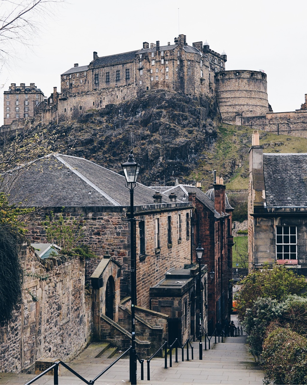 A view of Edinburgh Castle from The Vennel